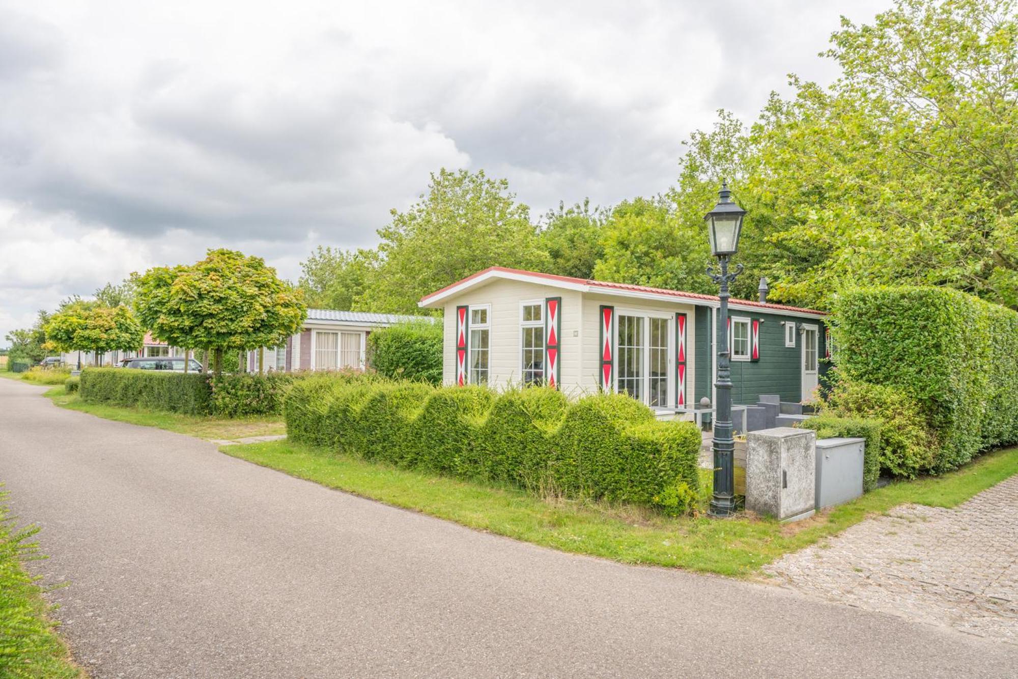 Chalet Op Vakantiepark In Baarland Villa Kültér fotó